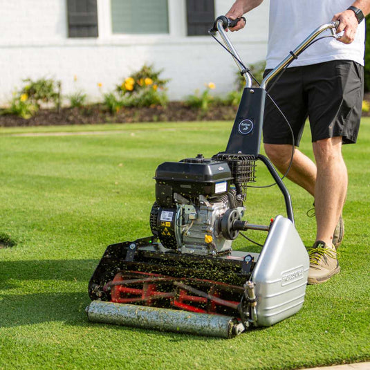 Rolux Innovations: The Latest Features in Modern Lawn Care Machinery